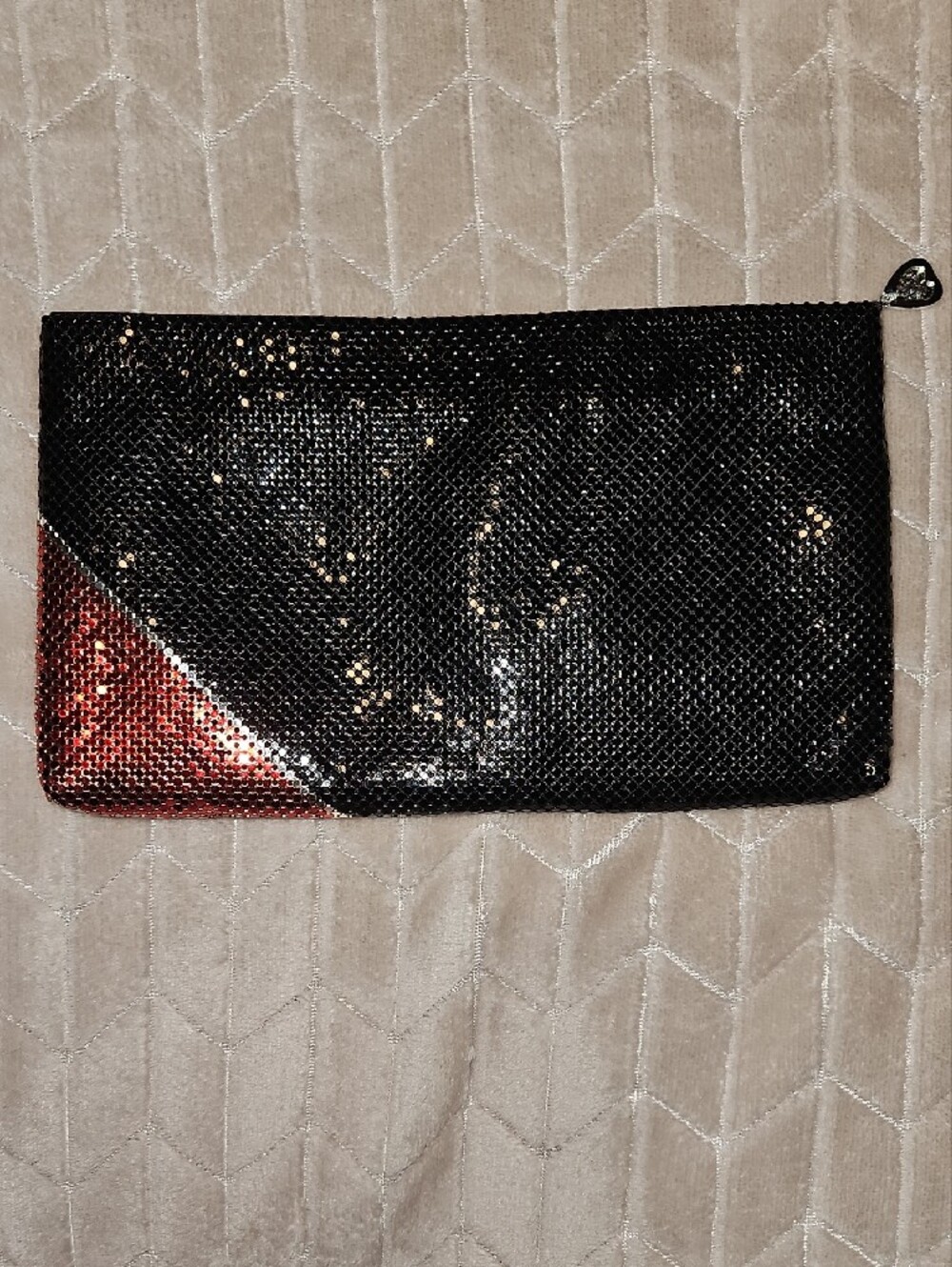 Whiting & Davis Black & Silver Sequin Geometric Clutch - Picture 10 of 13